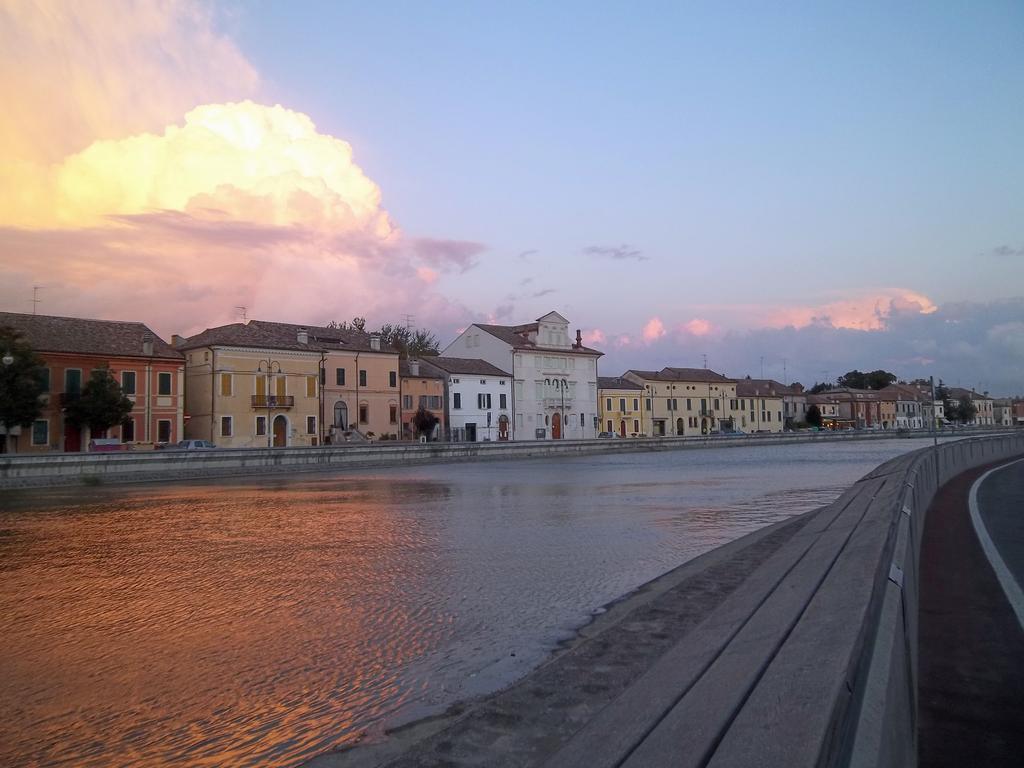 La Via Del Volano Hotel โคดิโกโร ภายนอก รูปภาพ